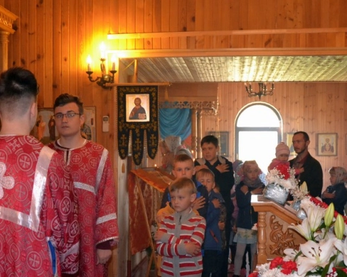 Детская Пасхальная литургия в Светлую Субботу