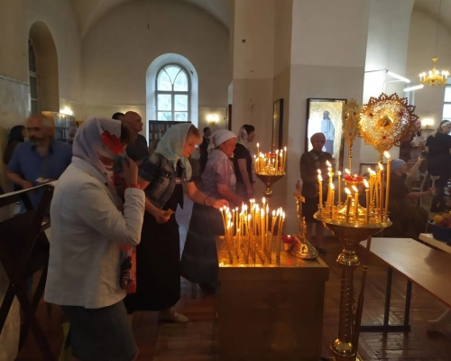 Троицкая родительская суббота в Тихвинском храме г. Гагарин