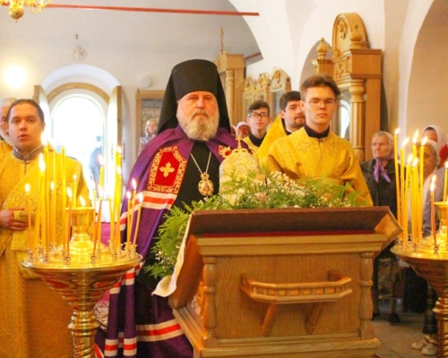 Архиерейское богослужение в Иоанно-Предтеченском женском монастыре