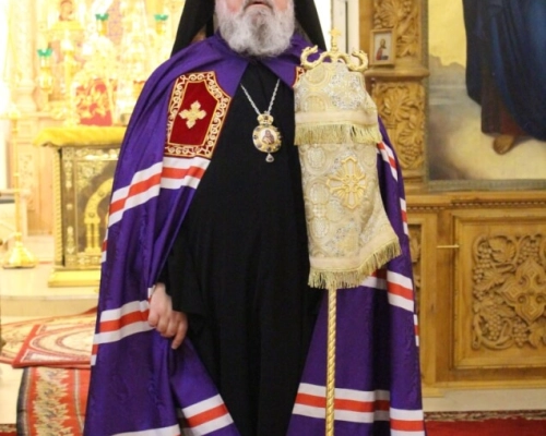 Епископ Вяземский и Гагаринский Сергий возглавил Божественную литургию в Свято-Троицком кафедральном