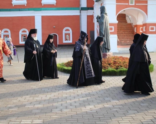 Всенощное бдение в Иоанно-Предтеченском женском монастыре г. Вязьмы