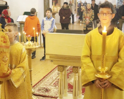 Божественная литургия в Неделю 20-ю по Пятидесятнице, дня памяти Прп. Илариона Великого