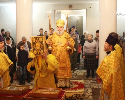 Архипастырское служение в храме Рождества Христова г. Сафоново