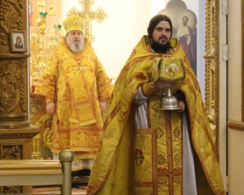 Служение Епископа Сергия в Неделю 33-ю по Пятидесятнице, о Закхее