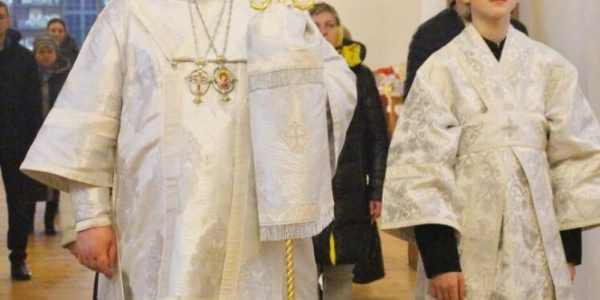 Епископ Вяземский и Гагаринский Сергий совершил Всенощное бдение в Свято-Троицком кафедральном соборе г. Вязьма