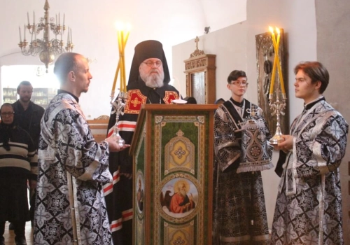 Епископ Вяземский и Гагаринский Сергий совершил чтение третьей части Великого покаянного канона в Свято-Троицком кафедральном соборе г. Вязьма