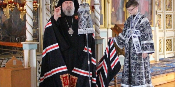 В четвёртый день Великого поста епископ Вяземский и Гагаринский Сергий совершил уставные богослужения в Свято-Троицком соборе г. Вязьма