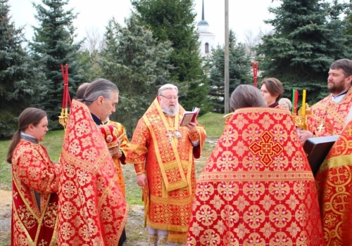 Служение Епископа Сергия в день празднования иконы Божией Матери «Живоносный Источник»