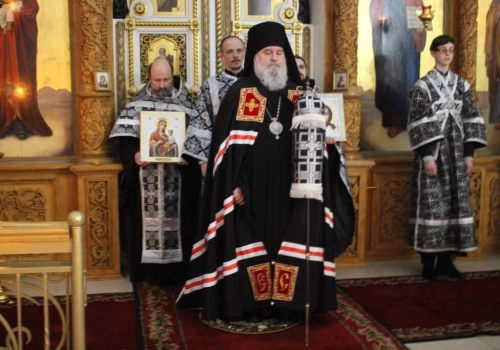 Преосвященнейший Сергий, епископ Вяземский и Гагаринский возглавил вечерню с чином прощения