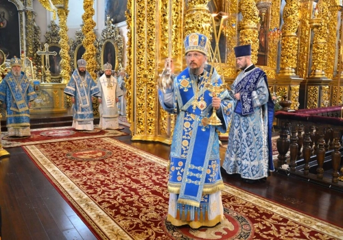 Торжественная Божественная литургия в честь Смоленской иконы Божией Матери «Одигитрия»