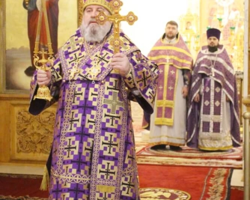 служение епископа Сергия в Неделю Торжества Православия