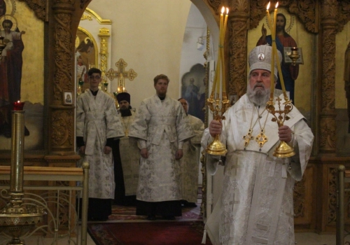 Епископ Вяземский и Гагаринский Сергий совершил Всенощное бдение накануне праздника Вознесения Господня