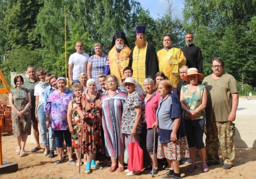 Закладка храма в деревне Беленино