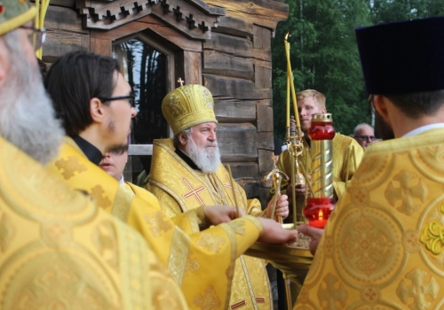 Владыка Сергий возглавил Праздничную литургию в монастыре на Истоке Днепра