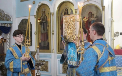 служение Епископа Сергия в канун праздника Благовещения Пресвятой Богородицы