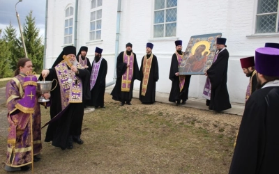 автомобильный Крестный ход с Чудотворной иконой Божией Матери 