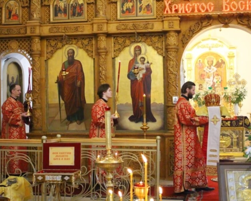 служение Епископа Сергия в день Престольного праздника