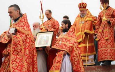 служение Епископа Сергия в день памяти иконы Божией Матери 