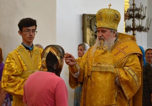 В канун Недели 4-й по Пятидесятнице епископ Сергий совершил Всенощное бдение в Свято-Троицком кафедральном соборе г. Вязьмы