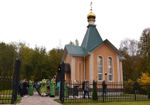 Епископ Вяземский и Гагаринский Сергий совершил Великое освящение храма в честь преподобного Сергия Радонежского д. Беленино Сафоновского района Смоленской области и возглавил Божественную литургию