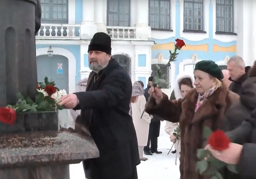 Секретарь Вяземской епархии принял участие в праздновании 230-летия со дня рождения А.С.Грибоедова