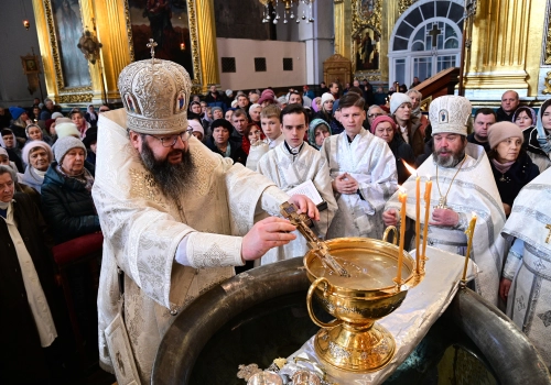 В праздник Крещения Господня митрополит Исидор совершил Божественную литургию в Свято-Успенском соборе