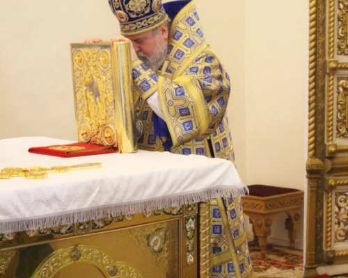 Служение Епископа Сергия в день празднования иконы Божией Матери 