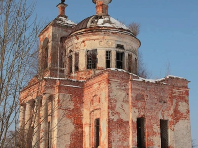 Село Великополье. Храм Успения Пресвятой Богородицы.