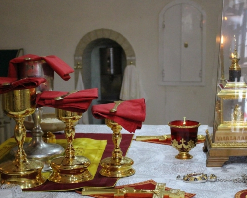 Праздничная Божественная литургия