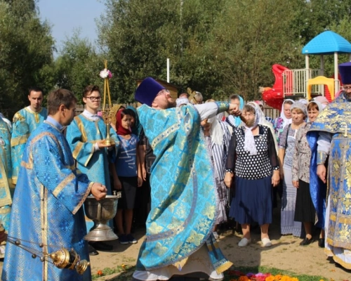Престольный праздник в храме Владимирской иконы Божией Матери