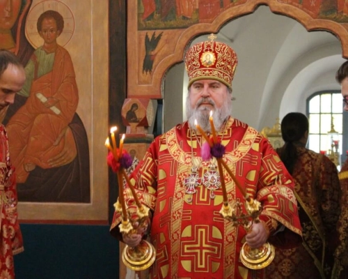 освящение престола Казанского храма города Гагарин в честь Священноисповедника Владимира Хираско