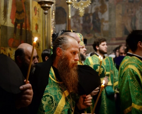 Епископ Сергий принял участие в вечернем богослужении, в канун дня преставления преподобного Сергия,