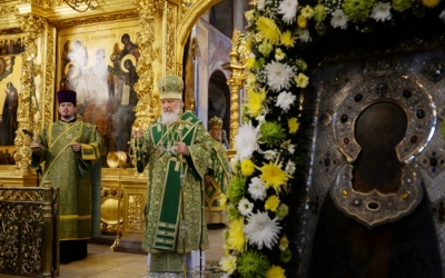 Преосвященный Сергий, епископ Вяземский и Гагаринский принял участие в Божественной литургии, в Свят