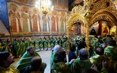 Преосвященный Сергий, епископ Вяземский и Гагаринский принял участие в Божественной литургии, в Свят