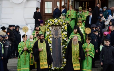 Преосвященный Сергий, епископ Вяземский и Гагаринский принял участие в Божественной литургии, в Свят