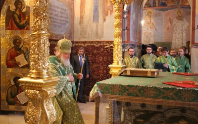 Преосвященный Сергий, епископ Вяземский и Гагаринский принял участие в Божественной литургии, в Свят