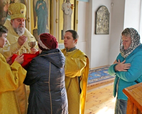 Епископ Сергий совершил Божественную литургию в Свято-Троицком кафедральном соборе г. Вязьма, в день