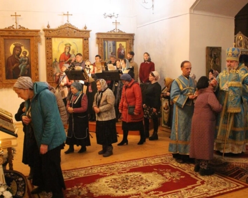 Всенощное бдение накануне праздника Казанской иконы Божией Матери