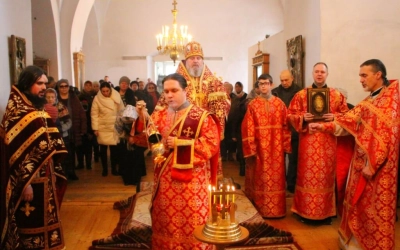 Божественная Литургия архиерейским чином в день памяти Собора Новомучеников и Исповедников Церкви Ру