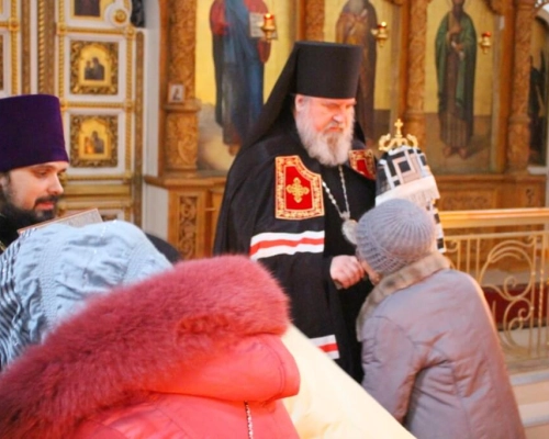 Преосвященный епископ Сергий совершил вечерню с чином прощения в Свято-Троицком кафедральном соборе 