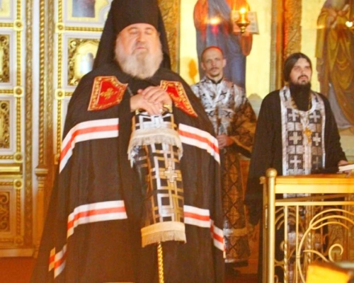 епископ Сергий возглавил служение Великого повечерия с чтением первой части Великого покаянного кано
