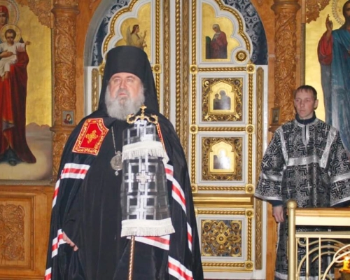 Епископ Сергий возглавил служение Великого повечерия с чтением третьей части Великого покаянного кан