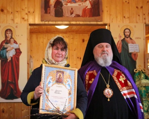 Преосвященный епископ Сергий, совершил великое освящение храма в честь сошествия Святого Духа