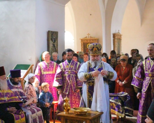 Чин омовения ног в Свято-Троицком кафедральном соборе