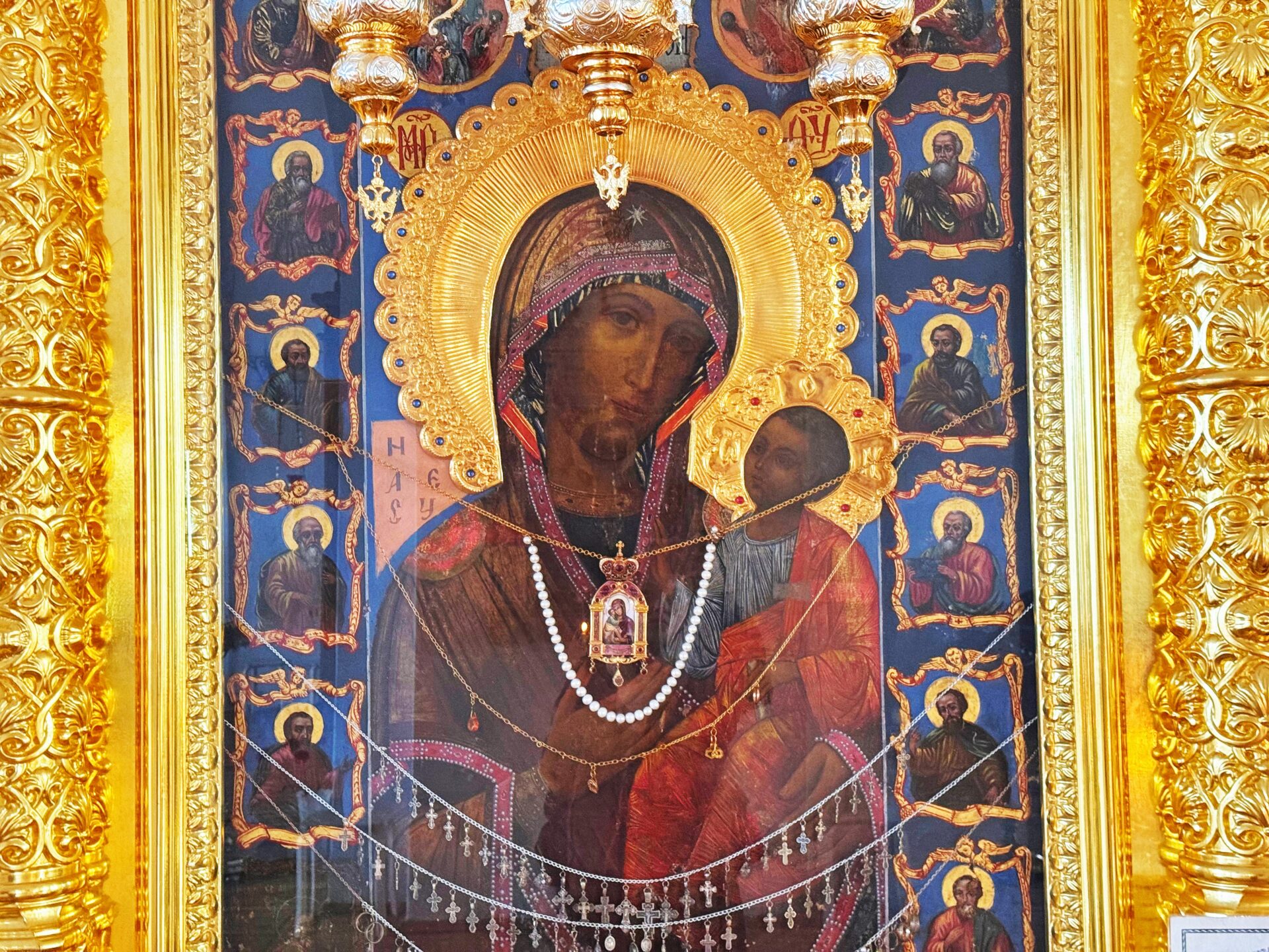 День памяти Иверской иконы Божией Матери и престольный праздник Свято‑Троицкого собора г. Вязьмы